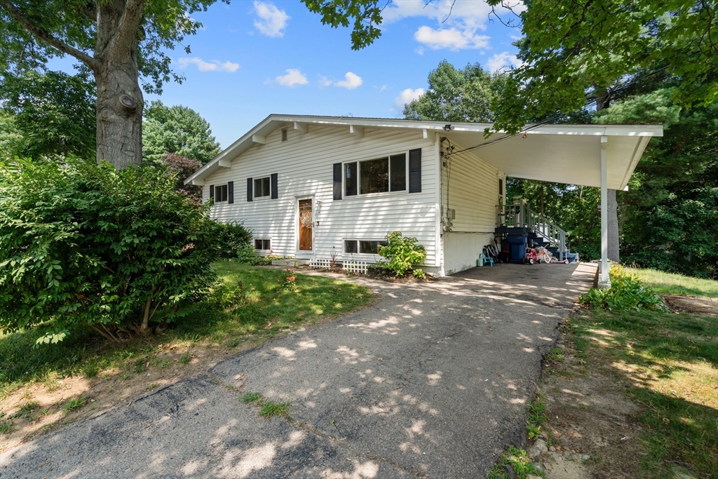 14 Richard Rd