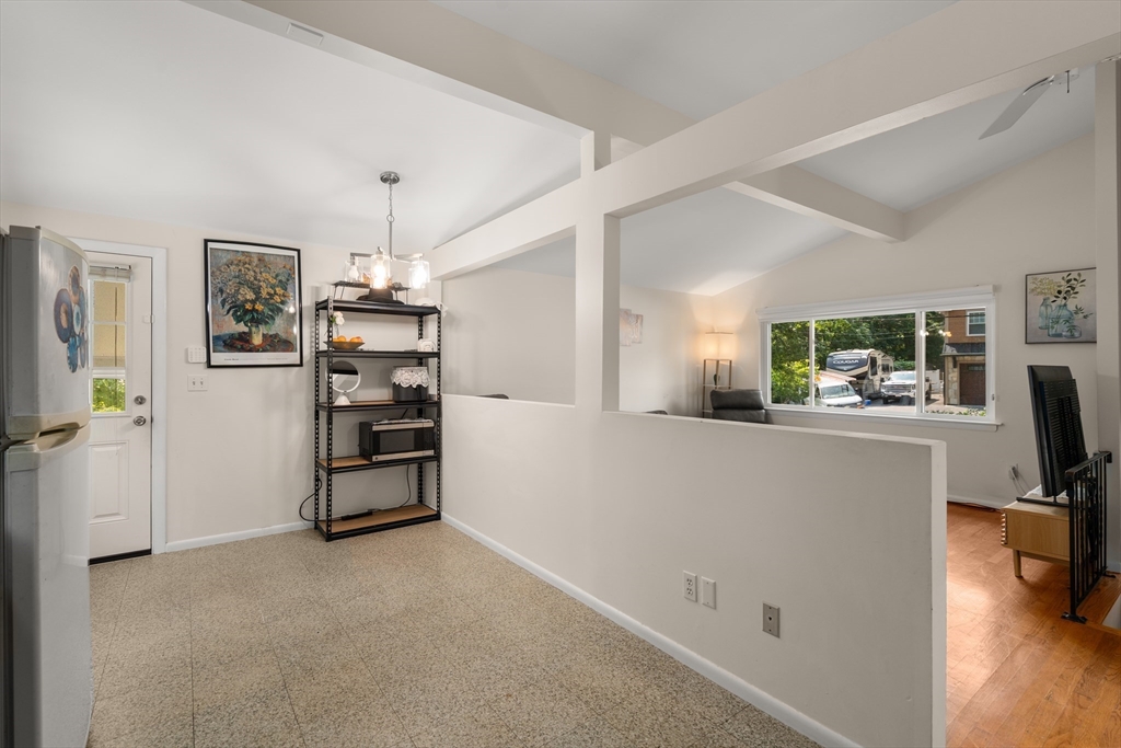 14 Richard Rd