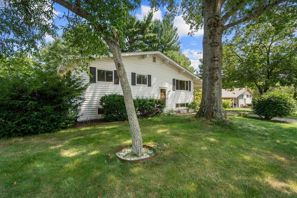 14 Richard Rd