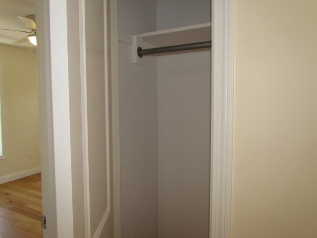 1093 Main St # 3
