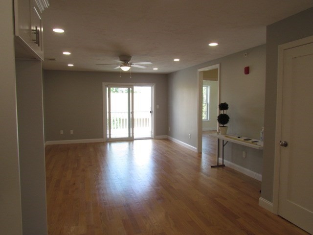 1093 Main St # 3