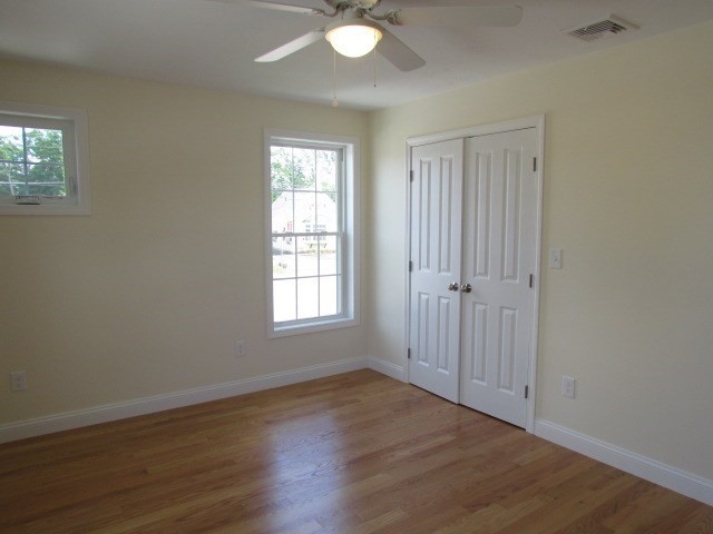 1093 Main St # 3