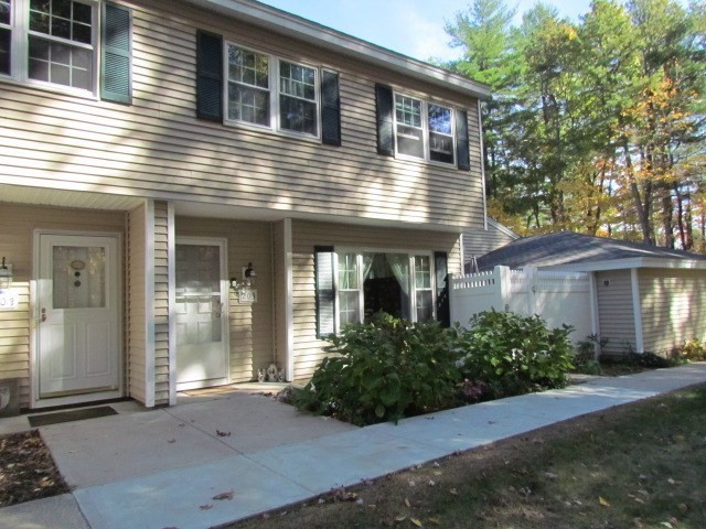 203 Edgebrook Dr # 203