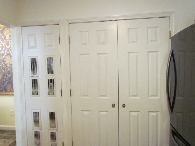 203 Edgebrook Dr # 203