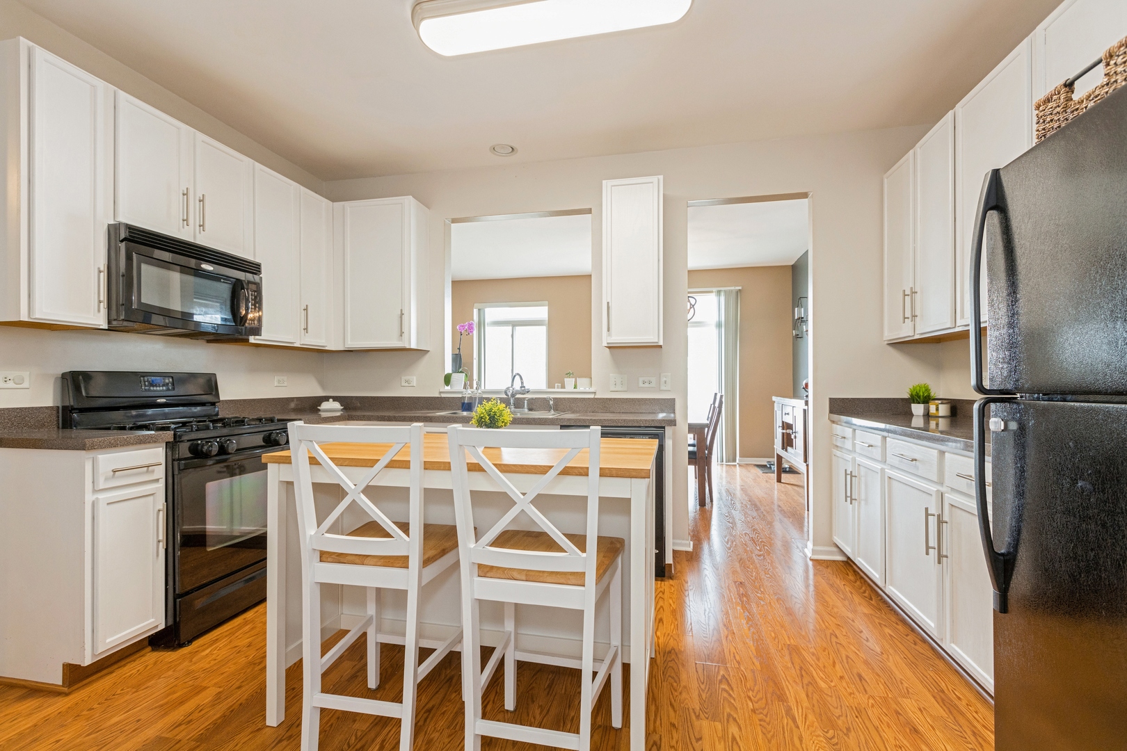 1716 Peachtree Drive