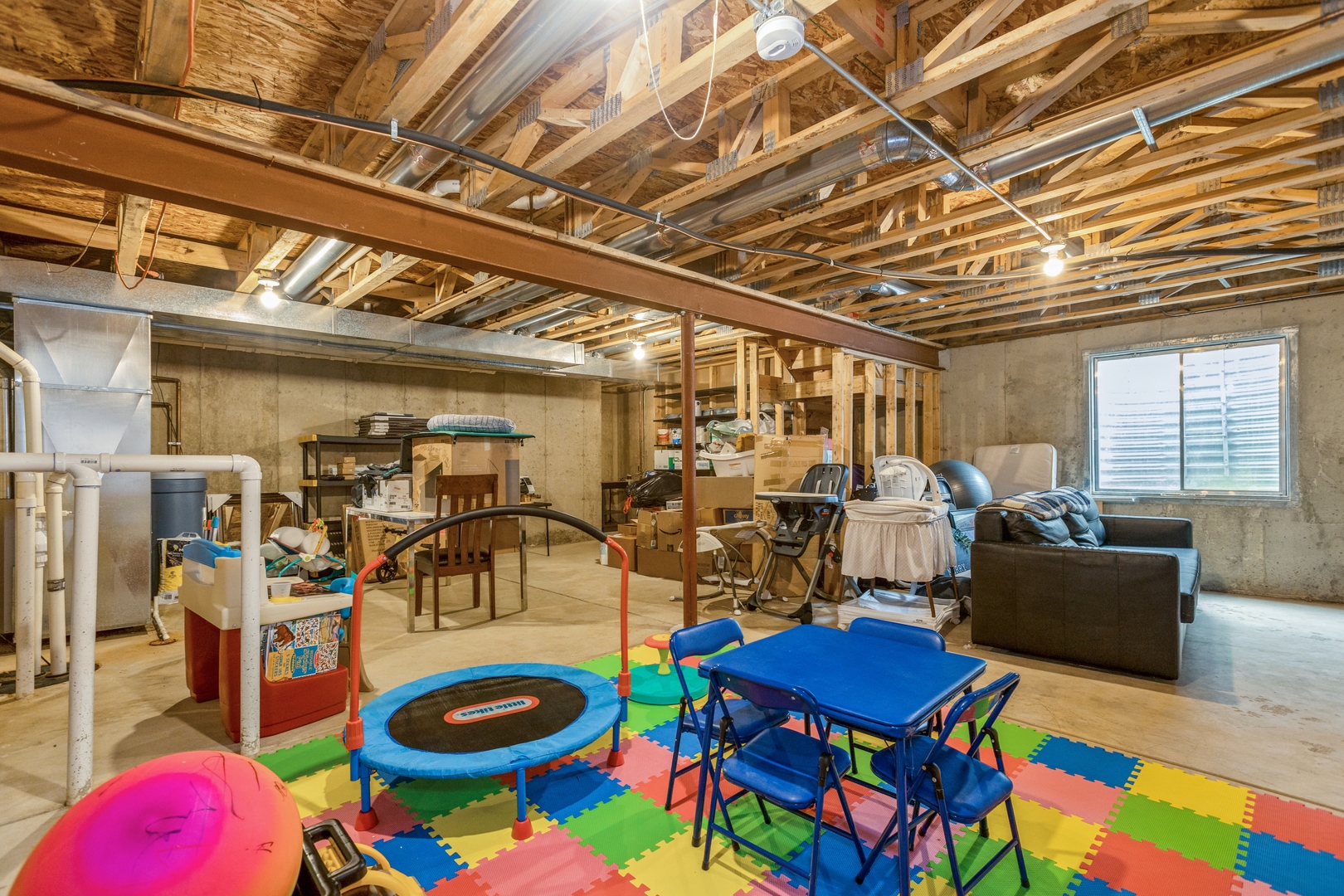 1716 Peachtree Drive