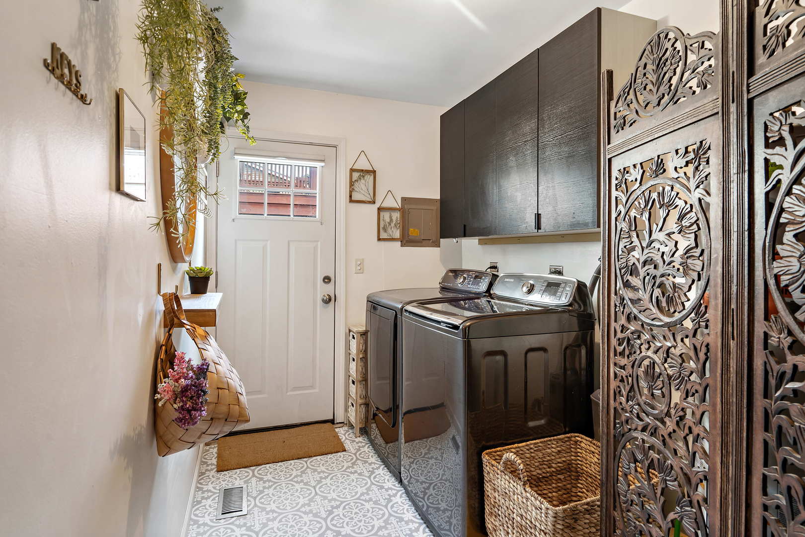 172 N Lancaster Drive