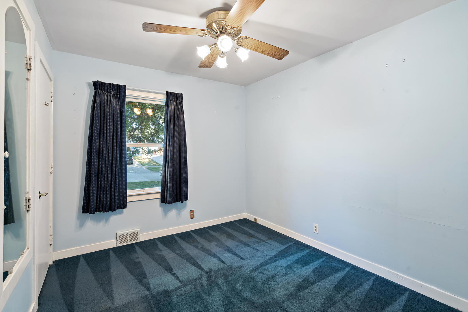 941 S Stewart Avenue