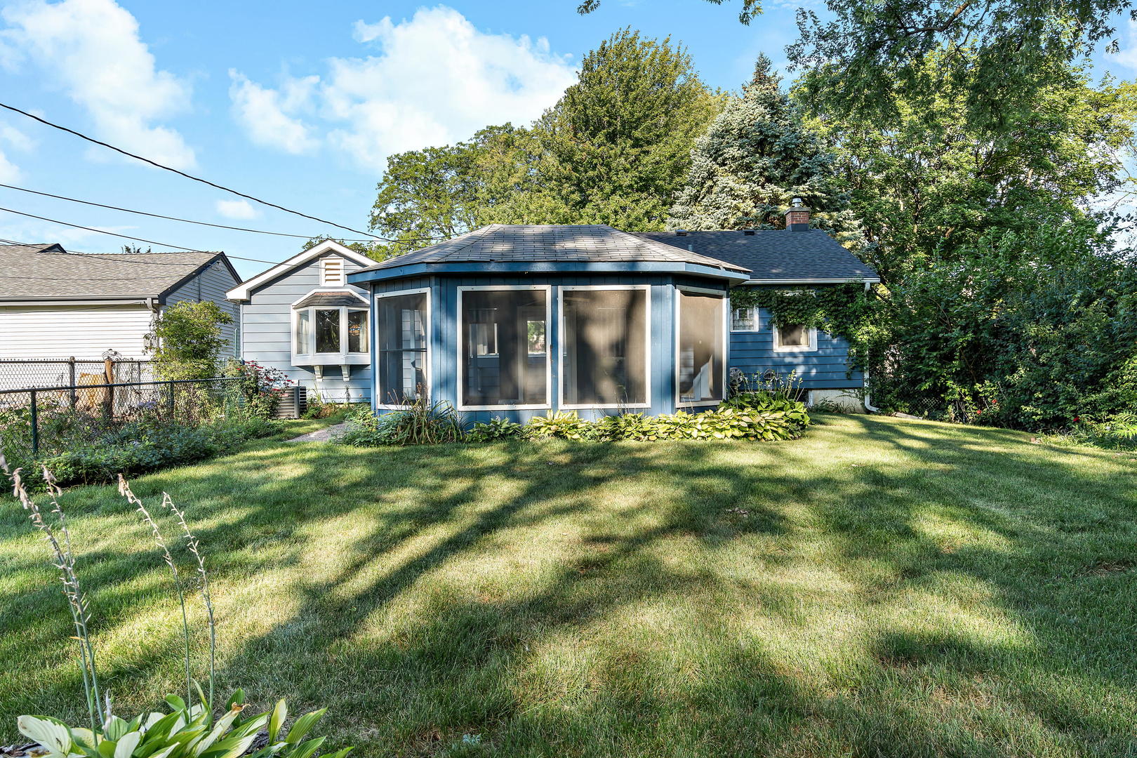 941 S Stewart Avenue