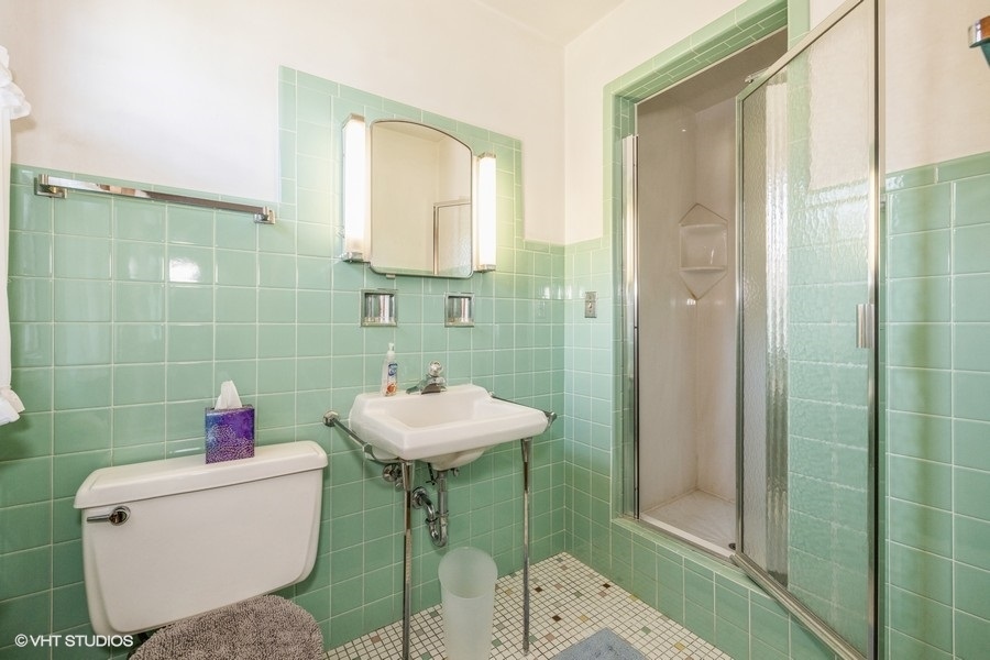 4025 Belle Aire Lane