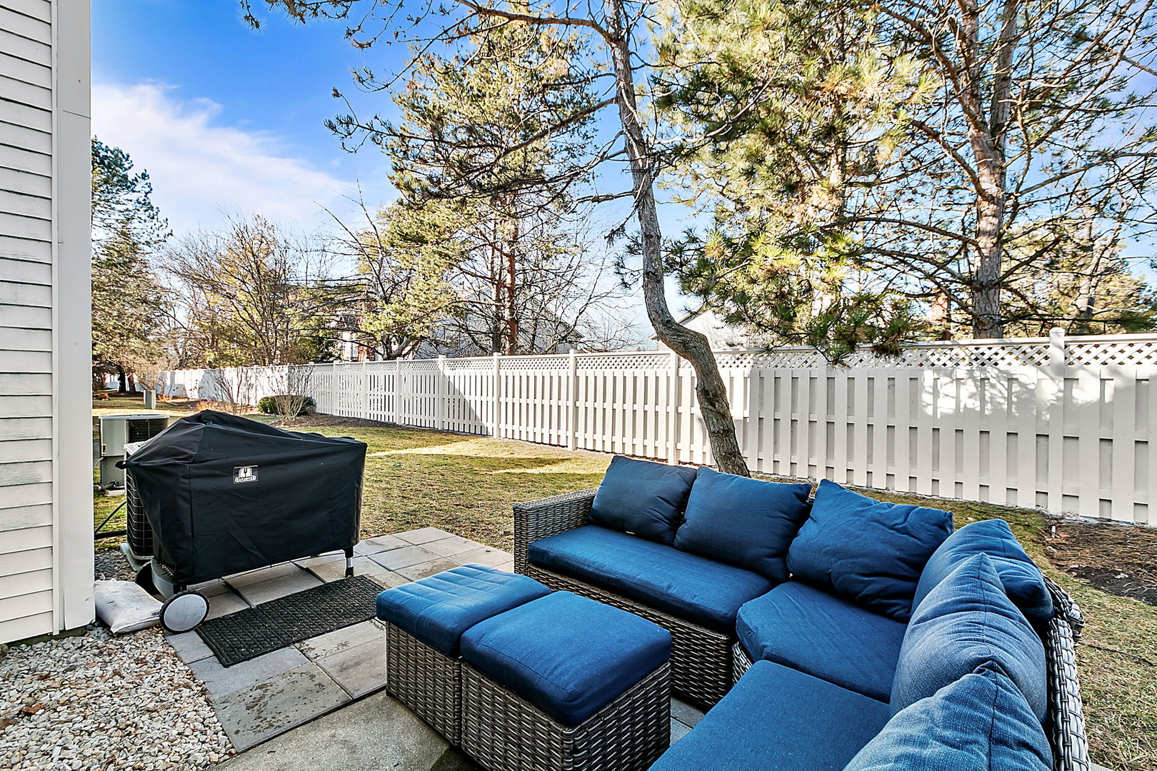 140 Huntington Street