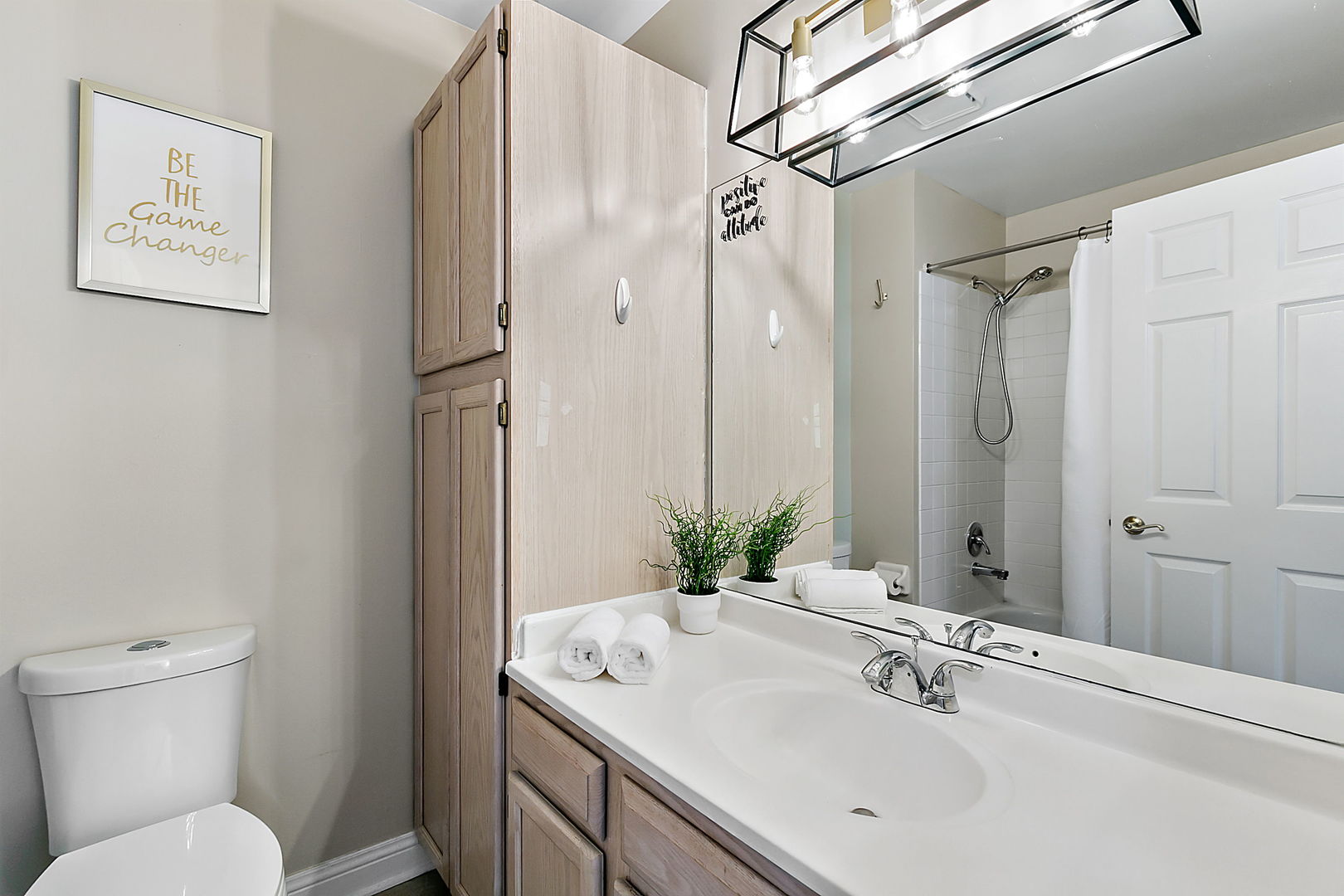 140 Huntington Street