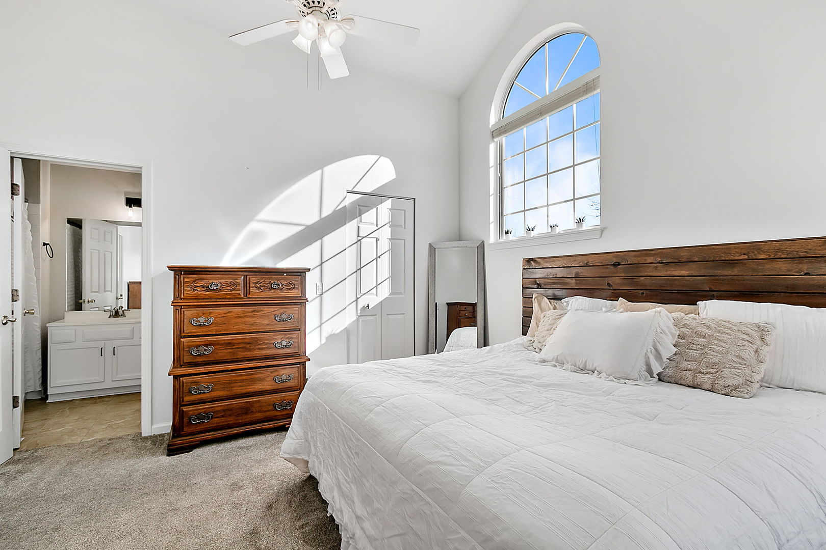 140 Huntington Street