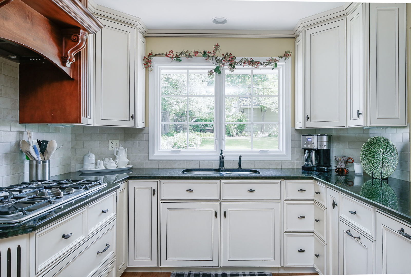 4801 Montgomery Avenue