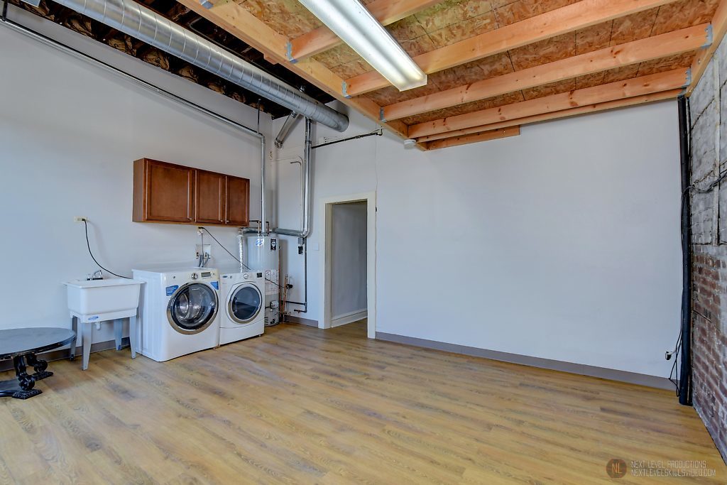 5114 MAIN Street Unit: B