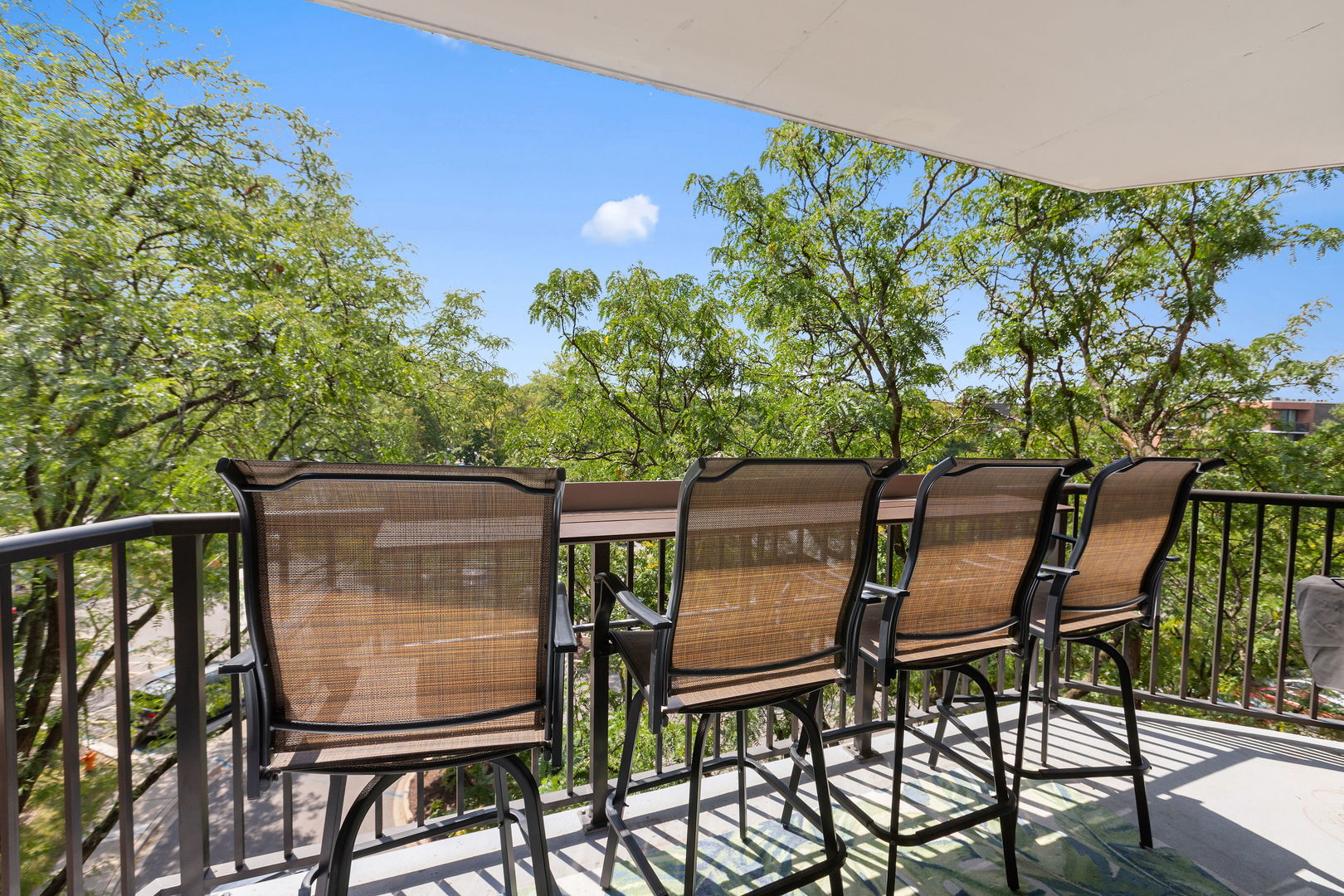 509 Aurora Avenue Unit: 520