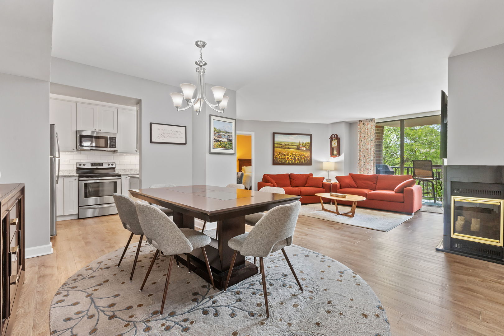 509 Aurora Avenue Unit: 520