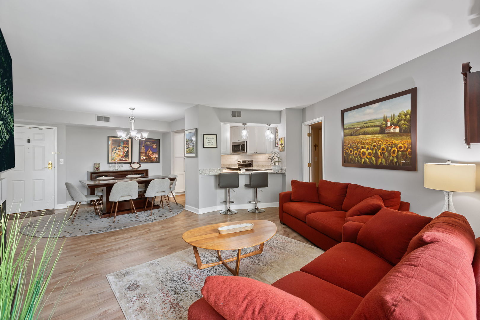509 Aurora Avenue Unit: 520