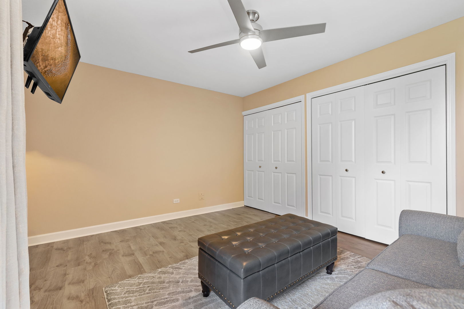 509 Aurora Avenue Unit: 520