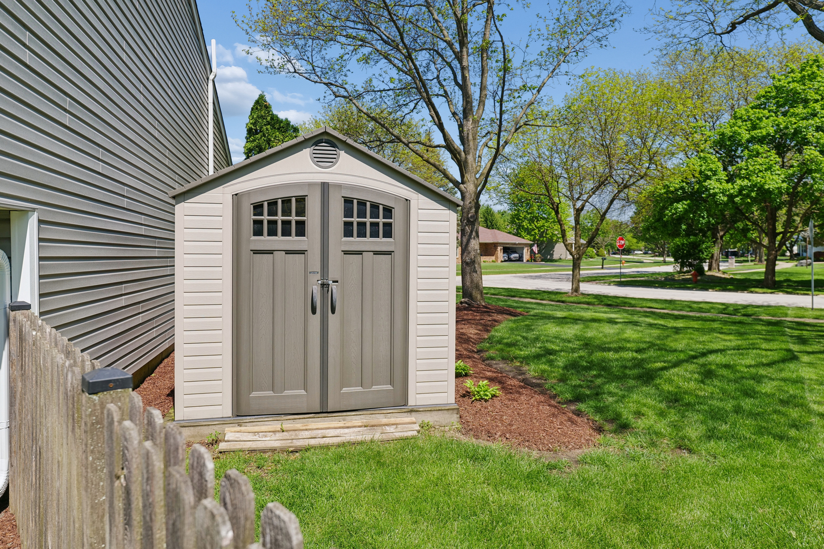 2404 Flambeau Drive