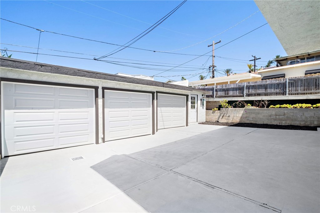 33771 Copper Lantern Street