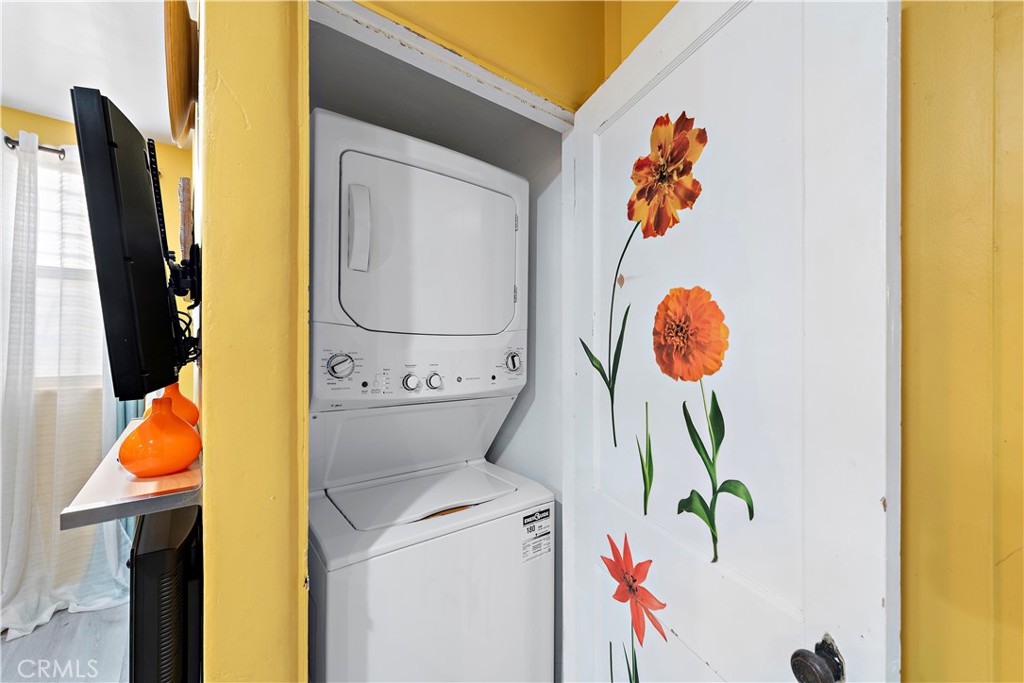 1604 N El Camino Real Unit: A