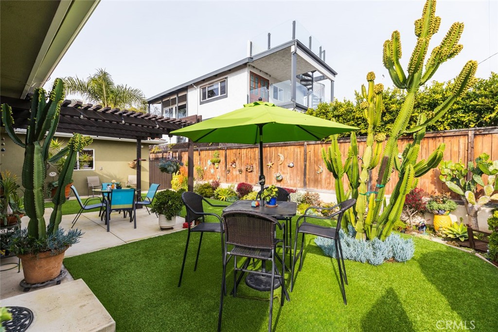 229 W Avenida Cordoba