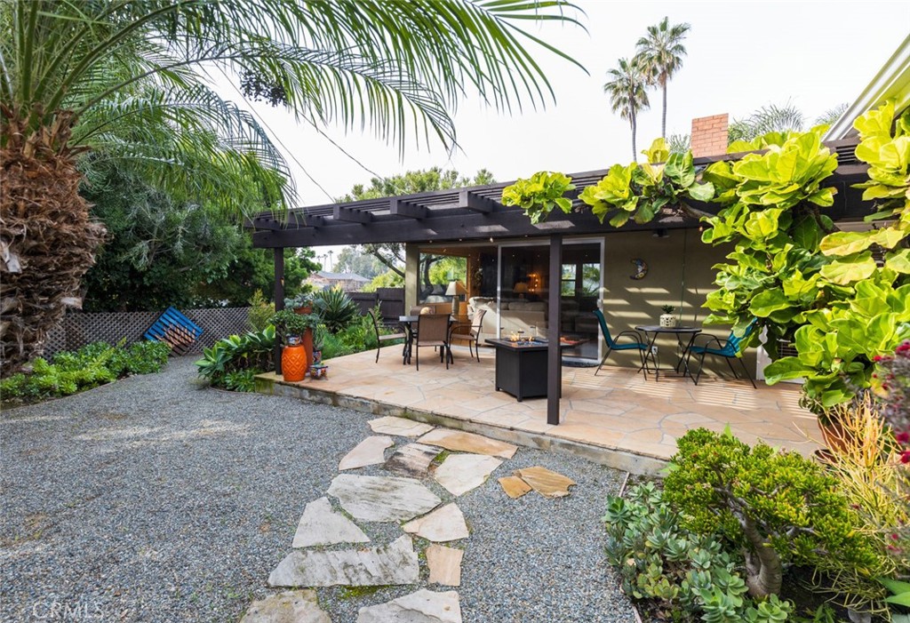 229 W Avenida Cordoba