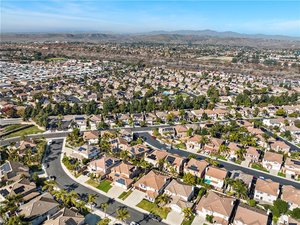 4314 Silver Spring Way