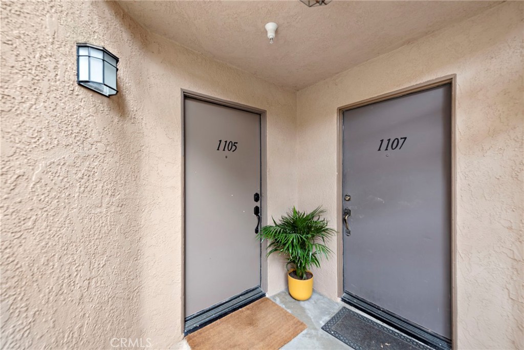 1060 Calle Del Cerro 1105