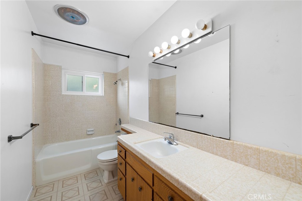 120 Calle Del Pacifico