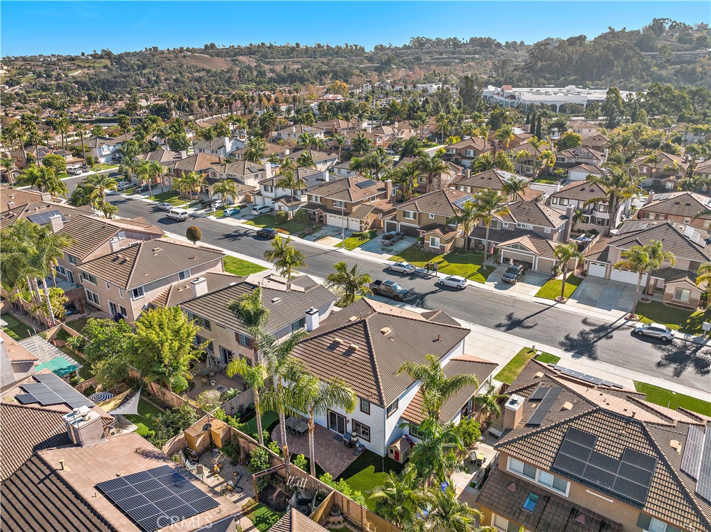 4314 Silver Spring Way