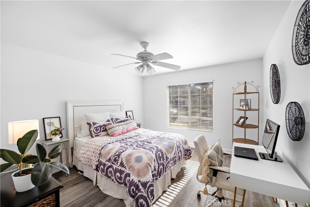 4314 Silver Spring Way