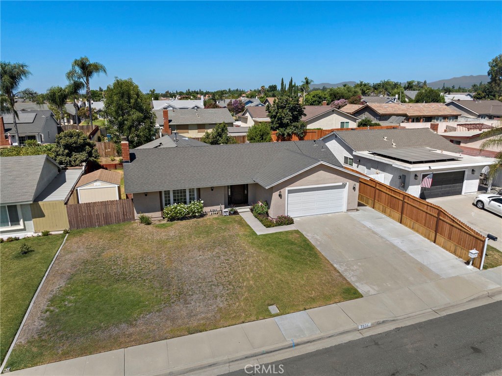 2834 S Augusta Avenue