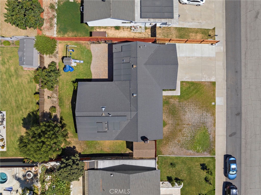 2834 S Augusta Avenue