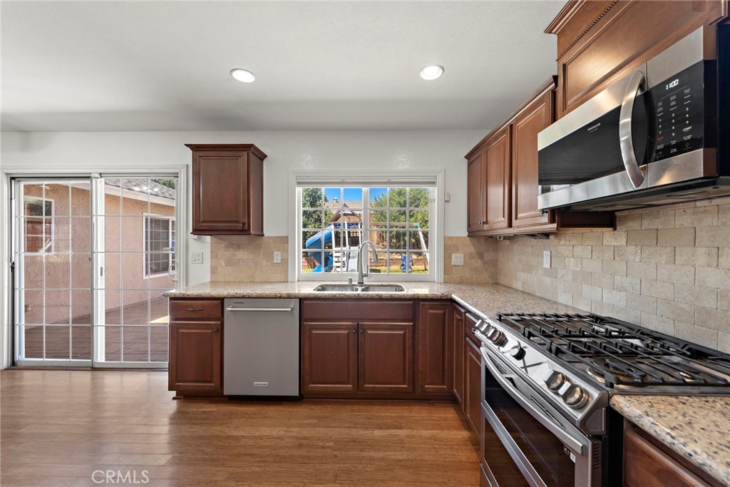 2834 S Augusta Avenue