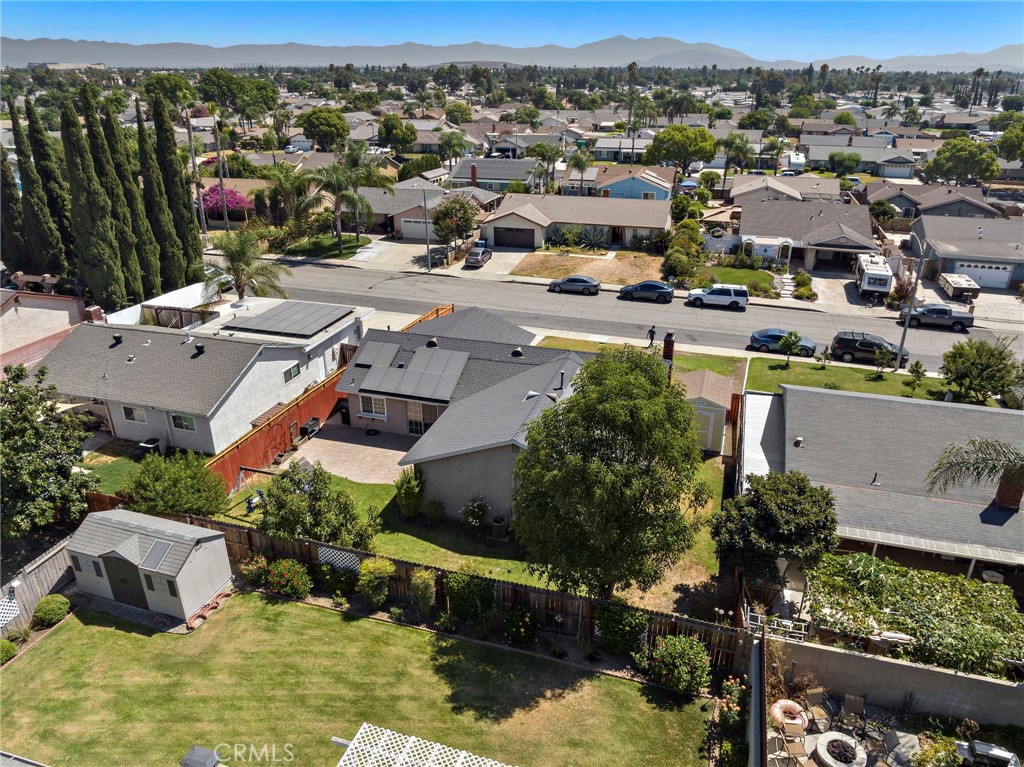 2834 S Augusta Avenue