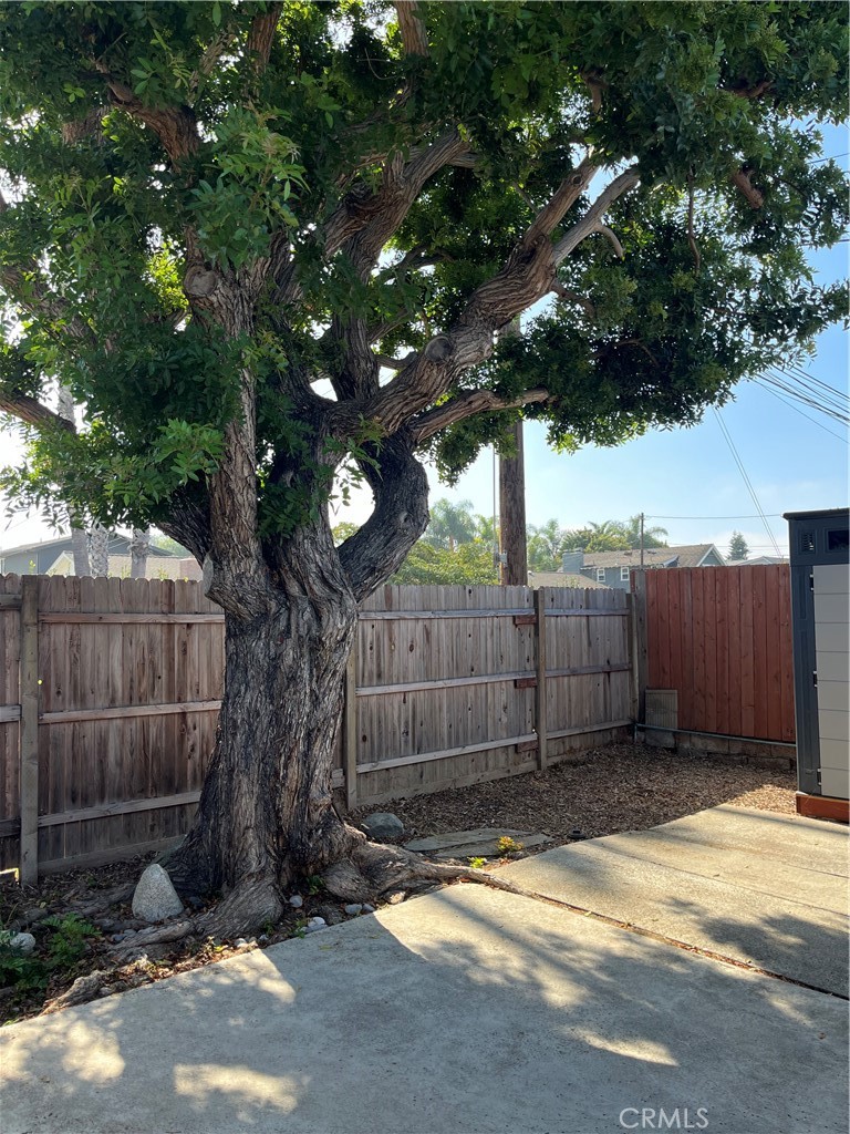 2089 Tustin Avenue 2091