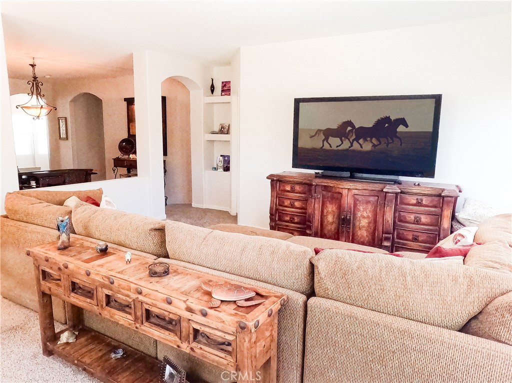 41001 Crazy Horse Canyon Road