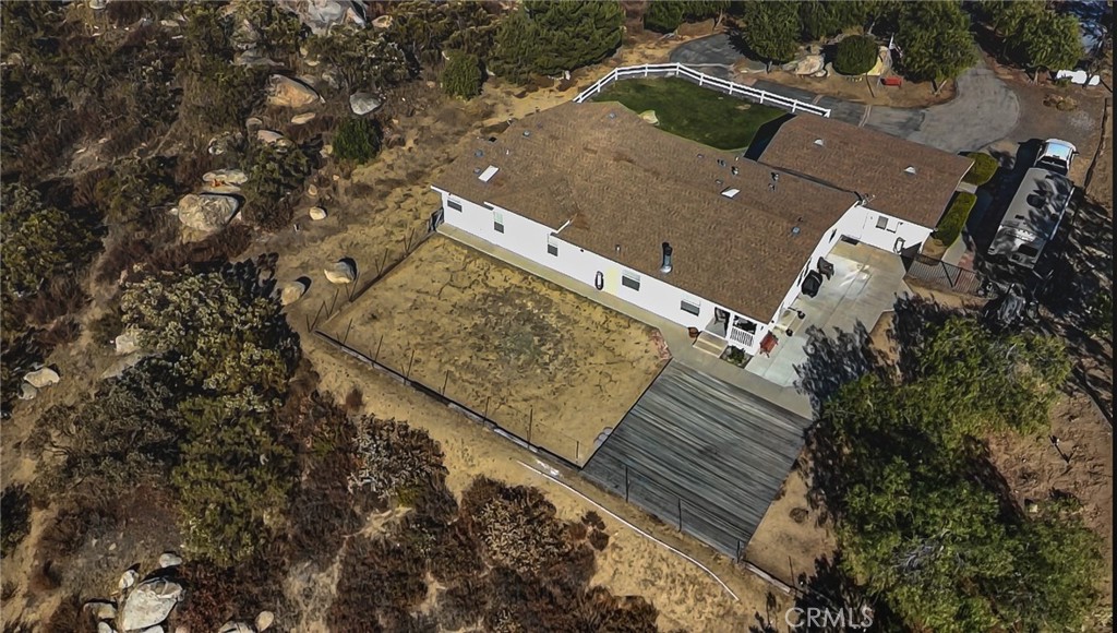 41001 Crazy Horse Canyon Road