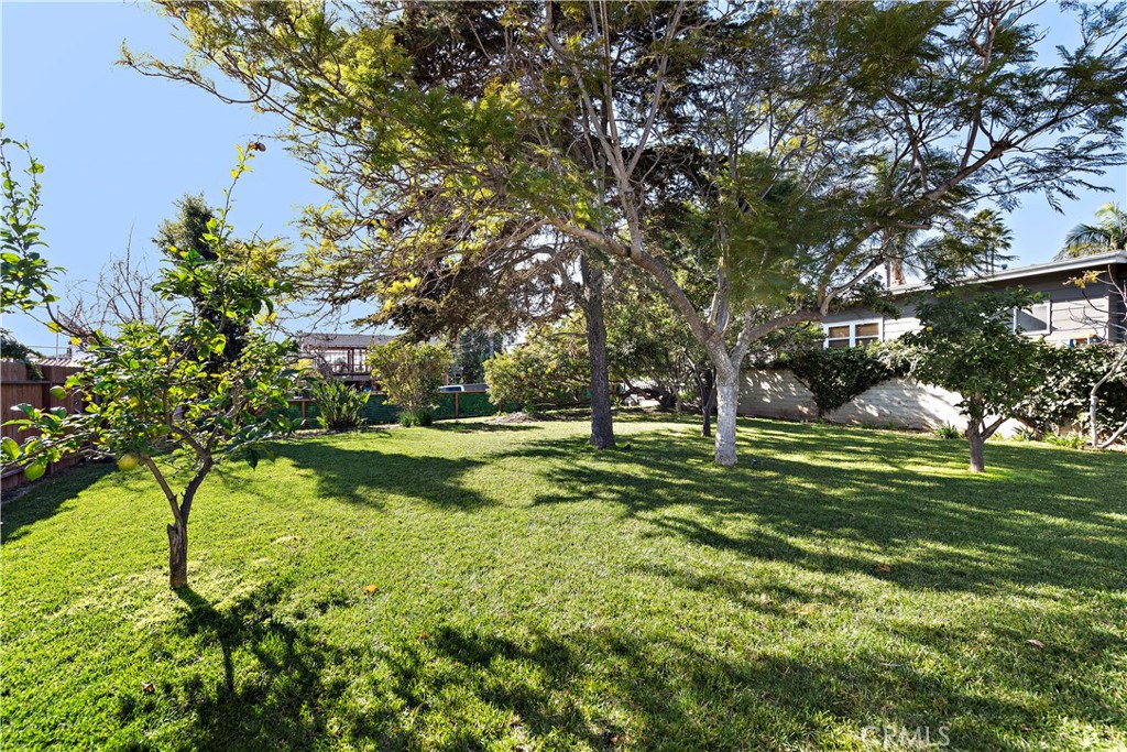 1209 Calle Toledo