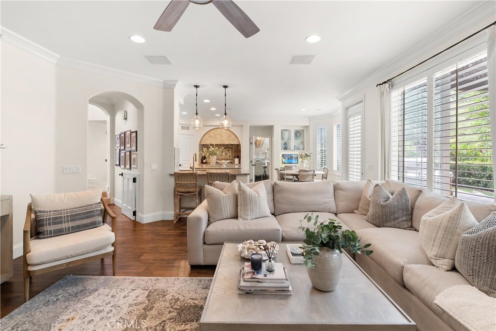 28411 Via Del Sereno