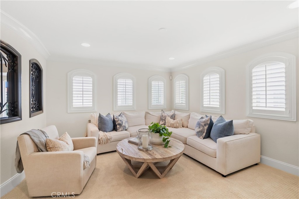 28411 Via Del Sereno