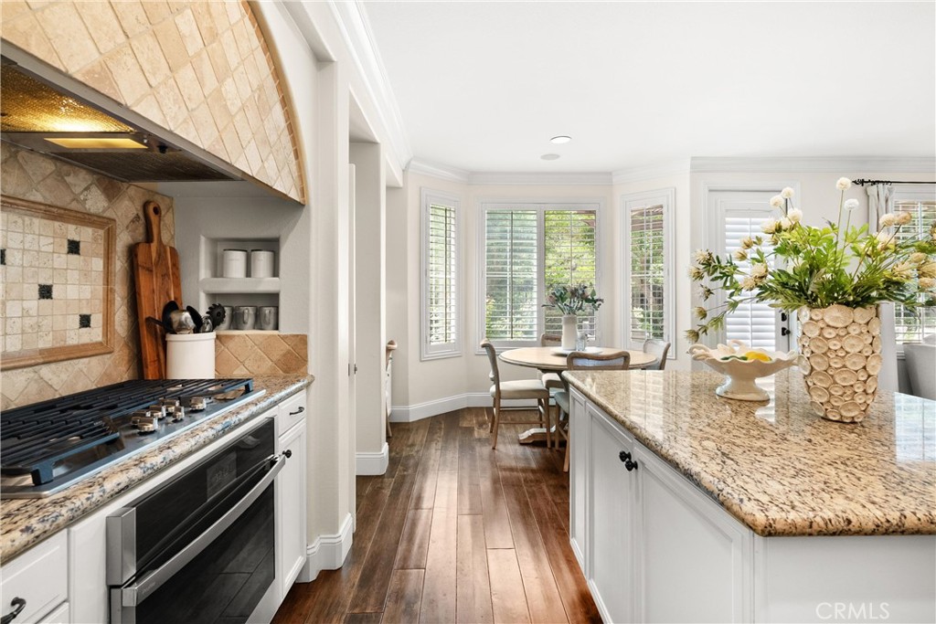 28411 Via Del Sereno