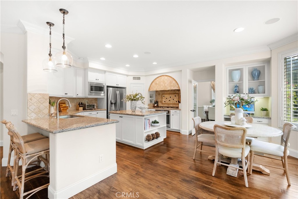 28411 Via Del Sereno