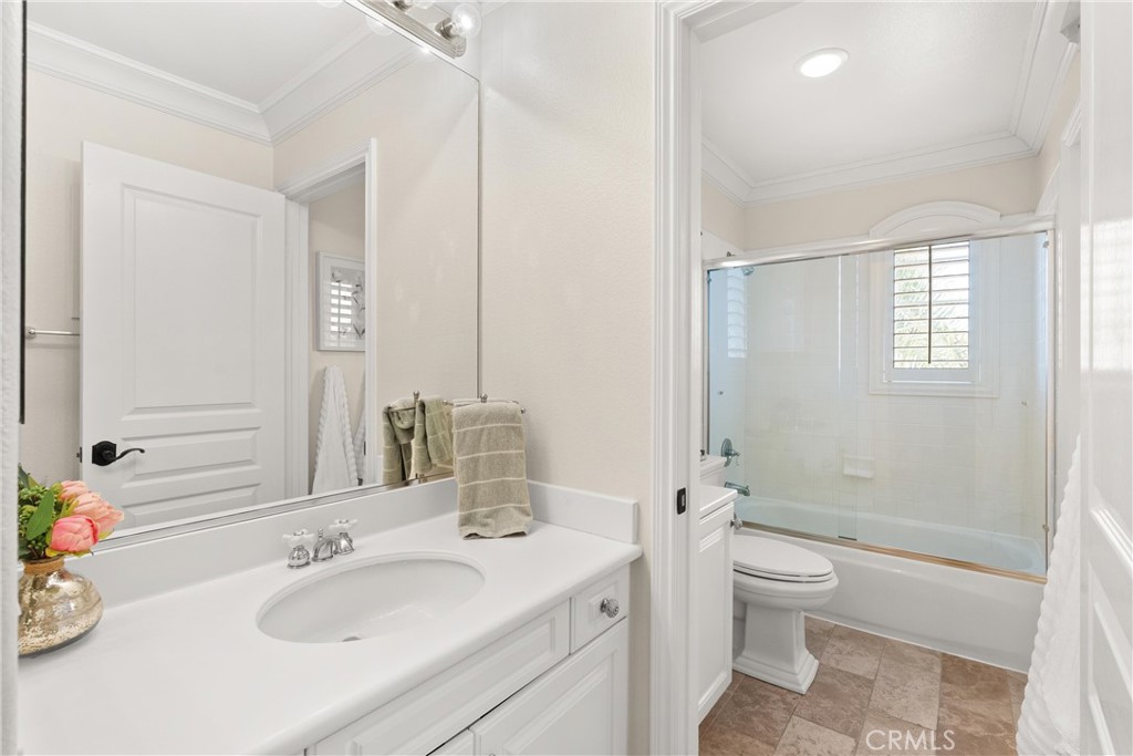 28411 Via Del Sereno