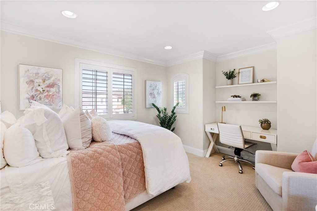 28411 Via Del Sereno