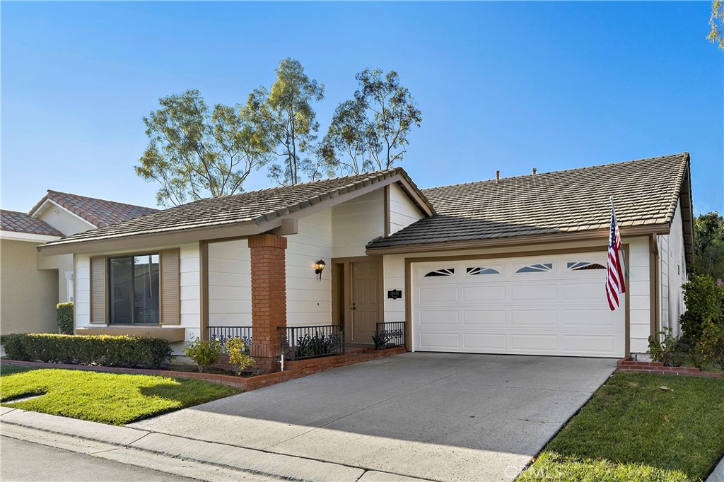 28402 Pacheco
