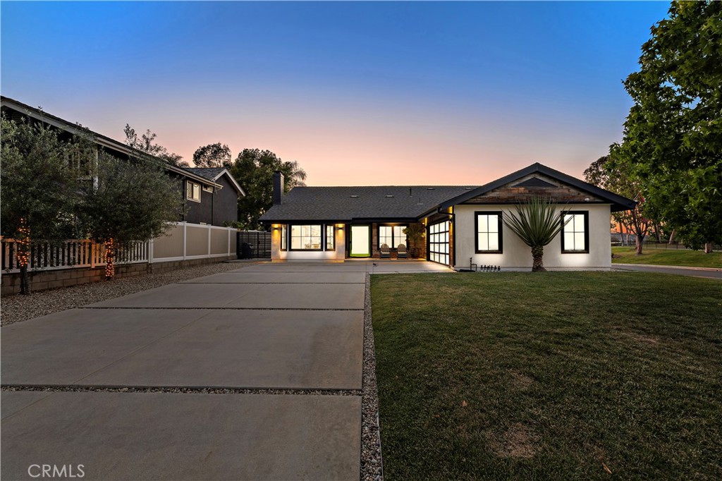 29091 Country Hills