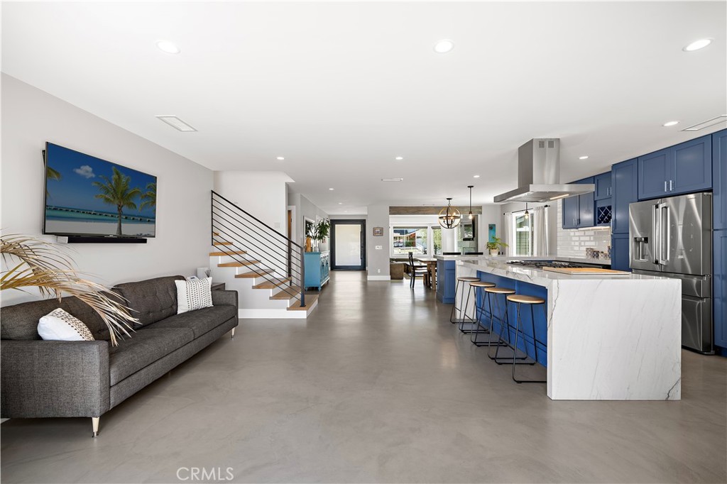 29091 Country Hills